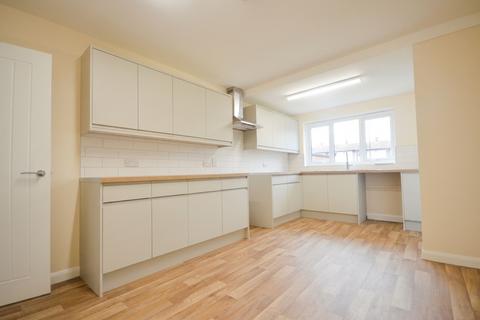 4 bedroom semi-detached house to rent, Parlaunt Road, Slough SL3