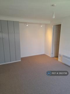 Studio to rent, Bitterne, Southampton, SO19