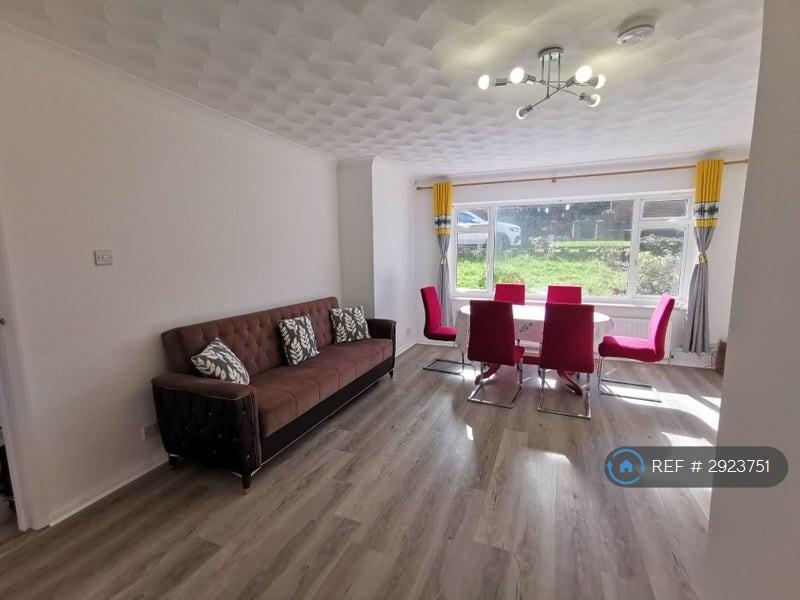 House in Brighton, Bevendean - View 2