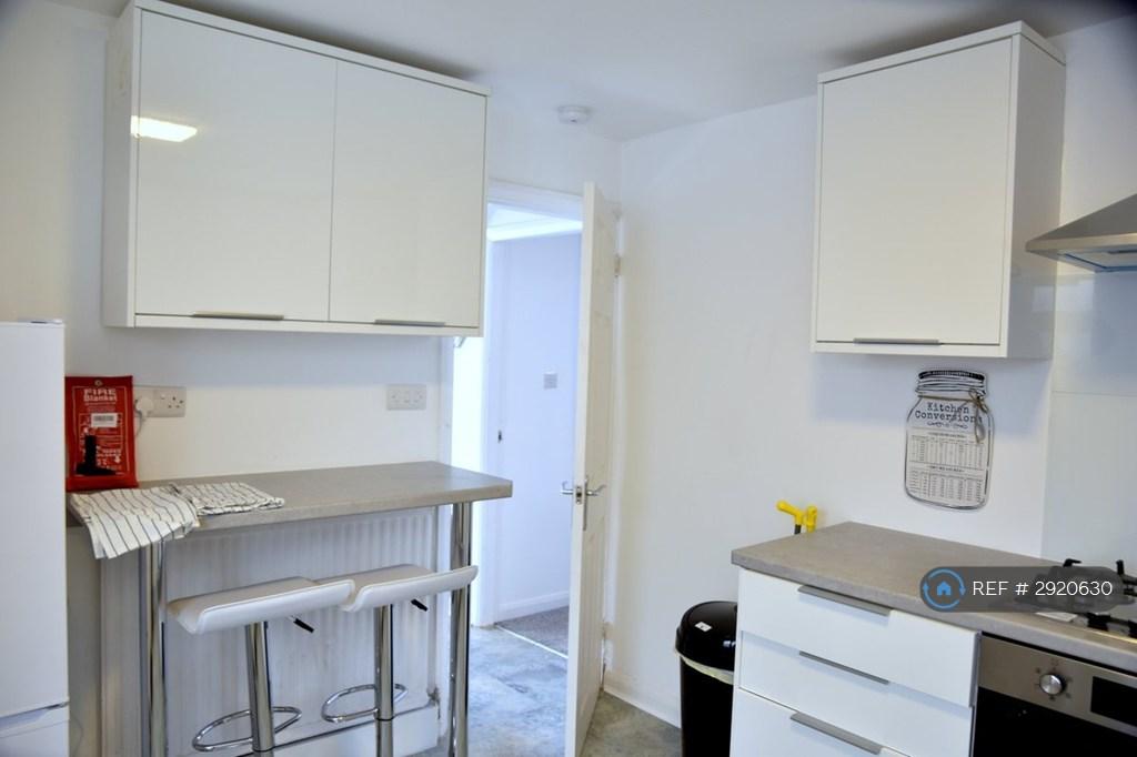 Lindrick Drive, Leicester, LE5 - View 4