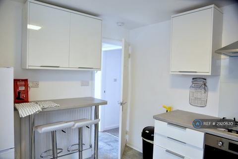 3 bedroom bungalow to rent, Lindrick Drive, Leicester, LE5