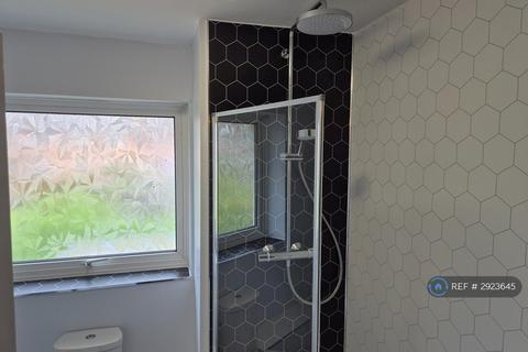 2 bedroom maisonette to rent, Northfleet Close, Maidstone, ME14