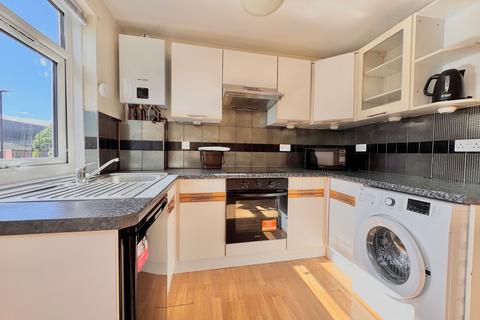 1 bedroom flat to rent, Castle Way, Southampton SO14