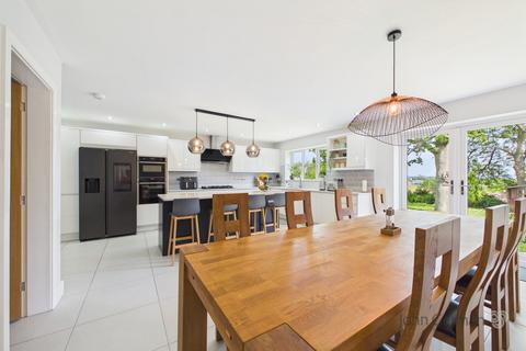 5 bedroom detached house for sale, Manor Road, Derby