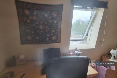 2 bedroom flat to rent, Northam Road, Southampton, SO14