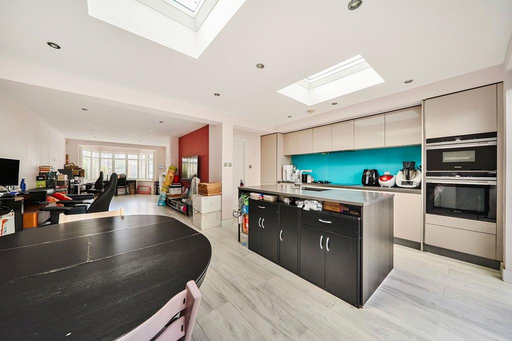 Through Lounge/Diner/Kitchen/Family Room
