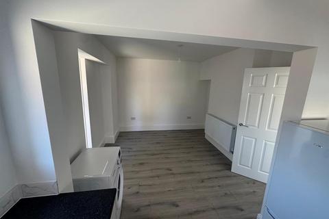 undefined, Hartland Road, Gloucester GL1
