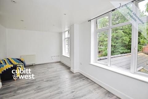 2 bedroom apartment to rent, Stafford Road Wallington SM6