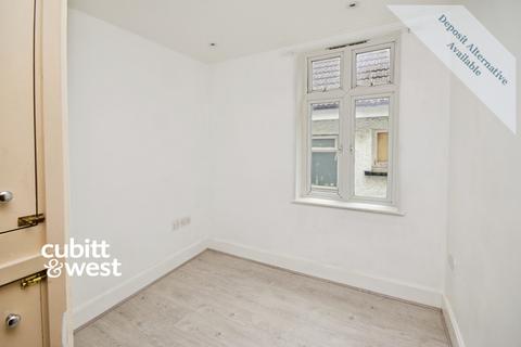 2 bedroom apartment to rent, Stafford Road Wallington SM6