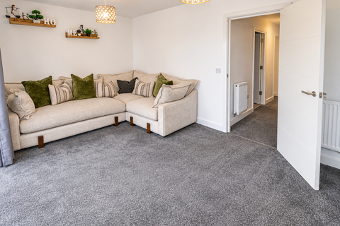 4 bedroom semi-detached house to rent, Pioneer Way, Kingswood, Hull