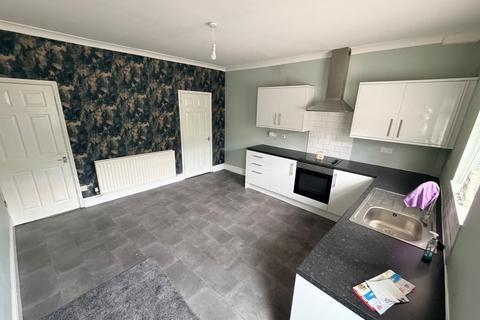 4 bedroom terraced house to rent, Blythe Street, Wombwell
