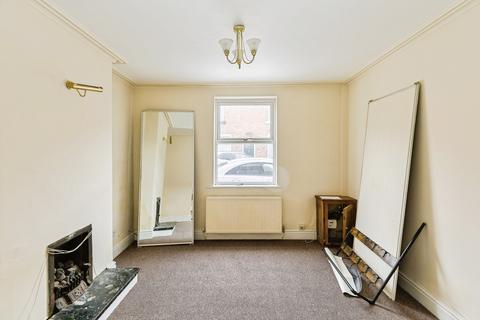 2 bedroom end of terrace house for sale, Faulkner Street, Hoole, Chester, Cheshire, CH2