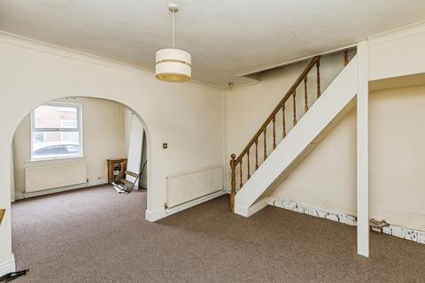 2 bedroom end of terrace house for sale, Faulkner Street, Hoole, Chester, Cheshire, CH2