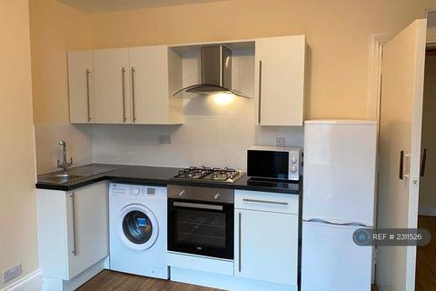 1 bedroom flat to rent, Holburn St, Aberdeen, AB10