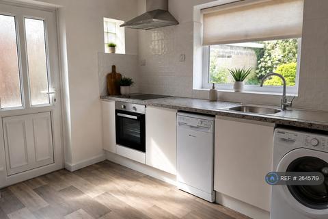 3 bedroom semi-detached house to rent, Fitzherbert St, Warrington, WA2