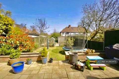 6 bedroom semi-detached house to rent, Carlisle Avenue, London, W3