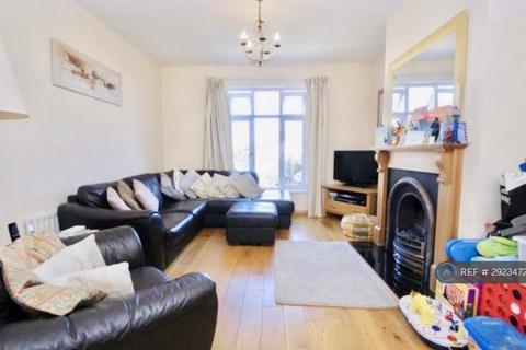 6 bedroom semi-detached house to rent, Carlisle Avenue, London, W3
