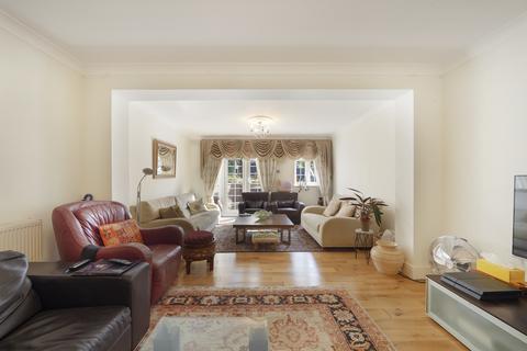 4 bedroom detached house for sale, Barn Rise, Wembley HA9