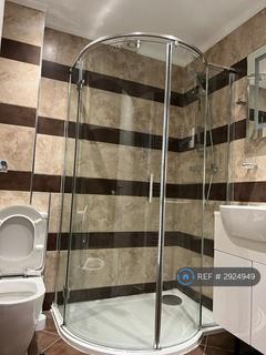 3 bedroom terraced house to rent, Southbourne Gardens, Ilford, IG1