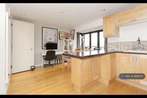 2 bedroom flat to rent, Rowan Walk, London, N19