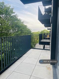 2 bedroom flat to rent, Wych Elm, Harlow, CM20