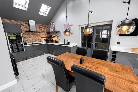 4 bedroom bungalow for sale, Dukesfield Drive, Buckley, Flintshire, CH7