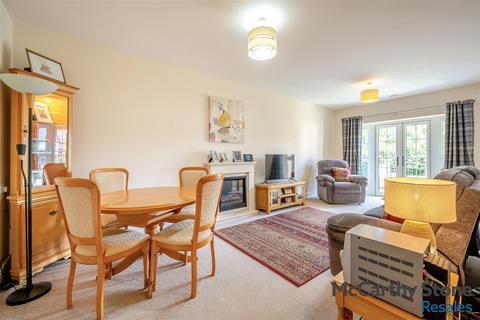 1 bedroom apartment for sale, Ravenshaw Court, Four Ashes Road, Bentley Heath, Solihull, West Midlands, B93 8NA