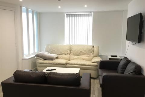 4 bedroom terraced house to rent, Broad Street, Canterbury, Kent, CT1