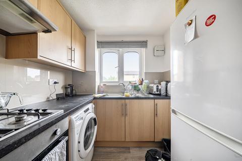 1 bedroom apartment for sale, Bridge Meadows, London