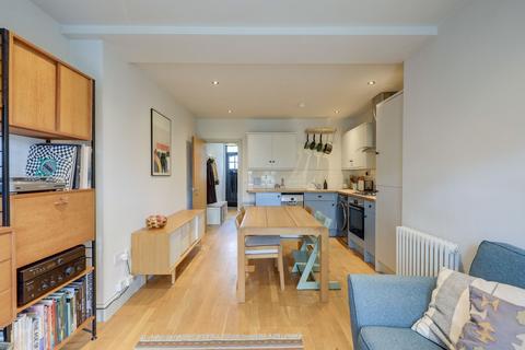 Wellmeadow Road, Catford, SE6