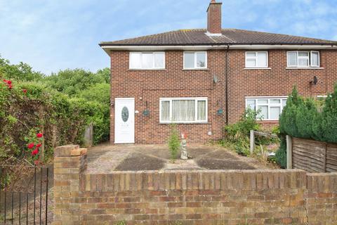 Dyers Way, Romford, RM3