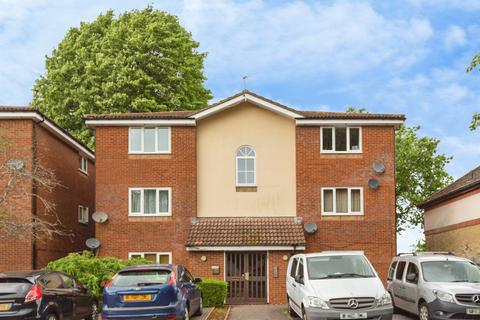 Turnberry Court, Watford