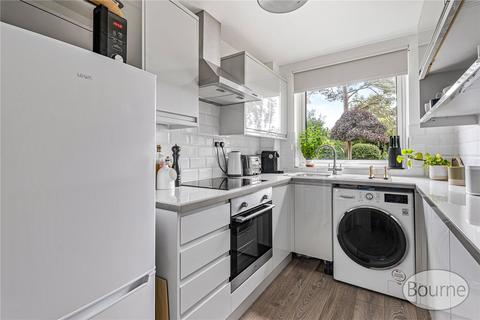 1 bedroom apartment for sale, Rossiter Lodge, Rosetrees, Guildford, Surrey, GU1