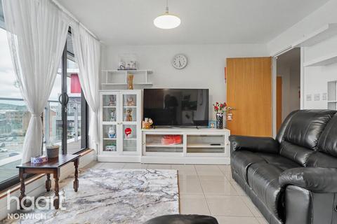 2 bedroom apartment for sale, Geoffrey Watling Way, Norwich