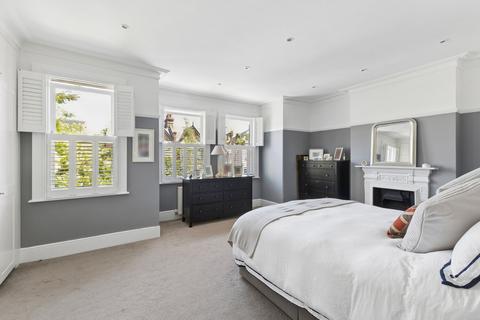4 bedroom semi-detached house for sale, South Croxted Road, London, SE21