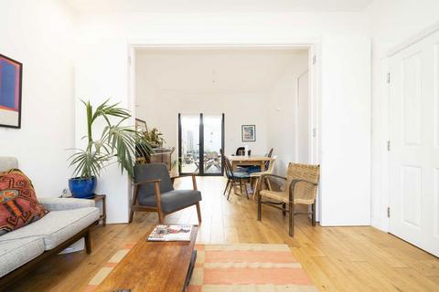 undefined, Glyn Road, London E5