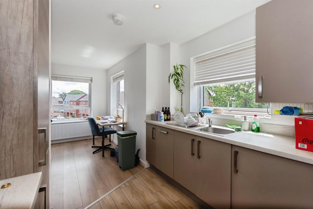 Shepherds Green Road, Shirley, Solihull - View 6