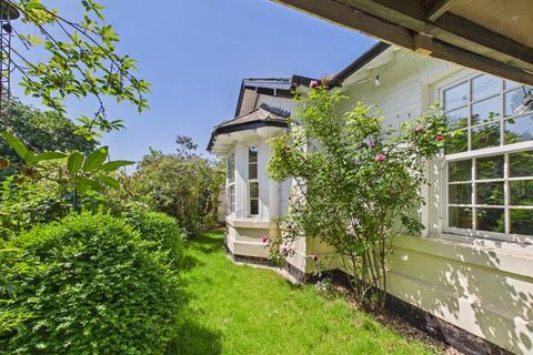 3 bedroom semi-detached house for sale, Beverley Road, Driffield, YO25 6SB