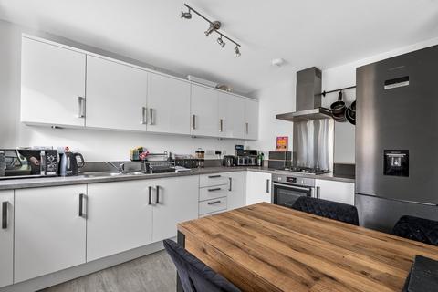 2 bedroom coach house for sale, Oatlands Drive, Wixams