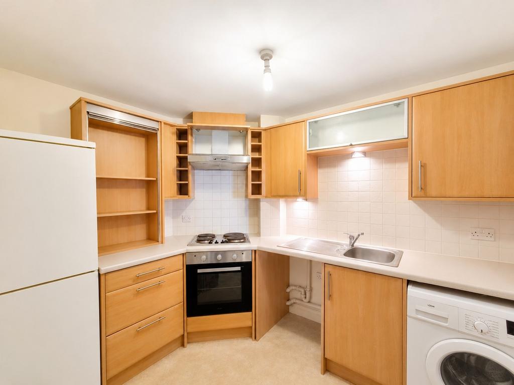 Apartment in Southampton - View 2