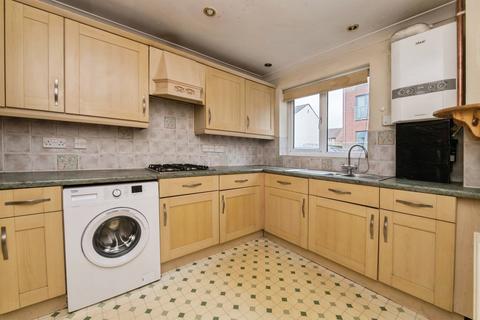 3 bedroom terraced house for sale, Painters Court, Exeter