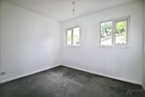 2 bedroom terraced house to rent, Cockerell Close, Basildon, SS13