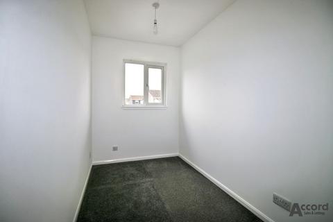 2 bedroom terraced house to rent, Cockerell Close, Basildon, SS13
