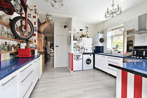 2 bedroom semi-detached house for sale, Lynchford Road, Farnborough, GU14