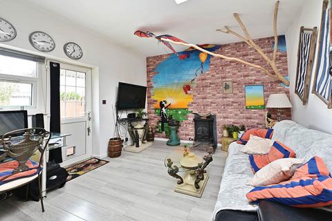 2 bedroom semi-detached house for sale, Lynchford Road, Farnborough, GU14