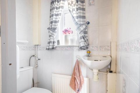 3 bedroom semi-detached house for sale, St. Lukes Grove, York