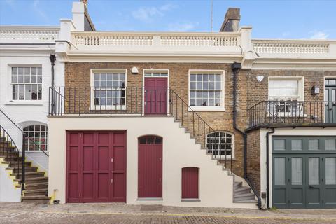 Holland Park Mews, London W11