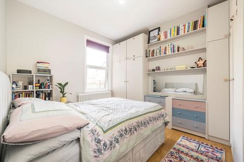 1 bedroom flat for sale, Cumberland Road, London W7