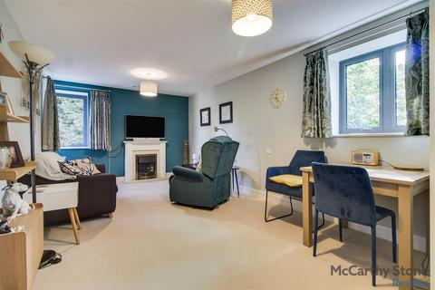 1 bedroom apartment for sale, Mandeville Court, Darkes Lane, Potters Bar