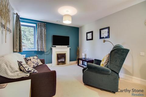 1 bedroom apartment for sale, Mandeville Court, Darkes Lane, Potters Bar